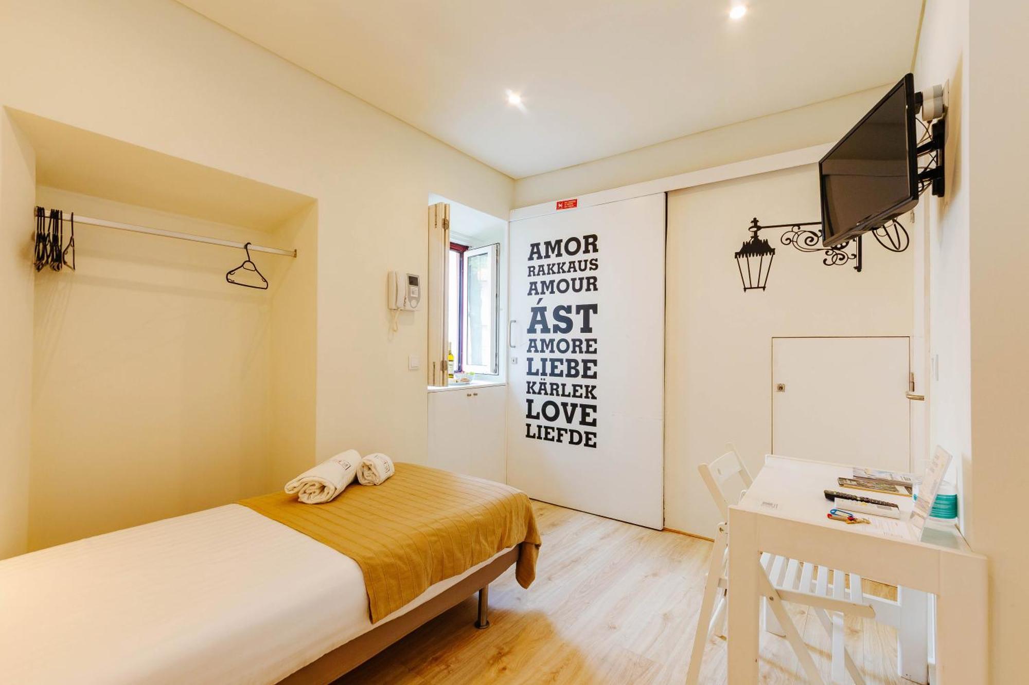 Rent4rest Downtown Tiny *