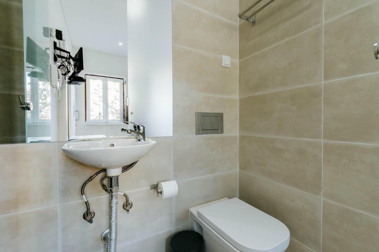 Rent4rest Downtown Tiny Lissabon